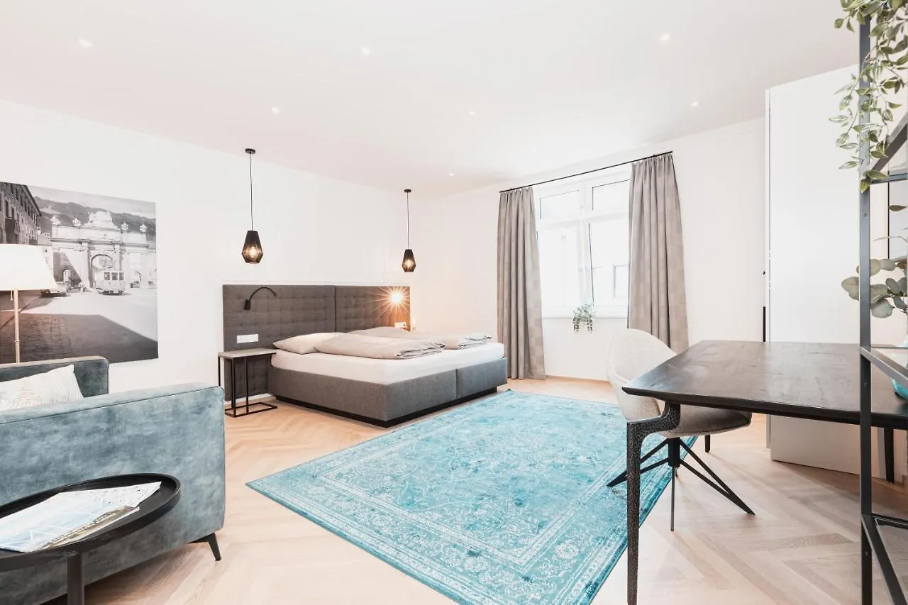 Top Center-Apartment - Wohnung Im Stadtzentrum In Perfekter Lage & Balkon location